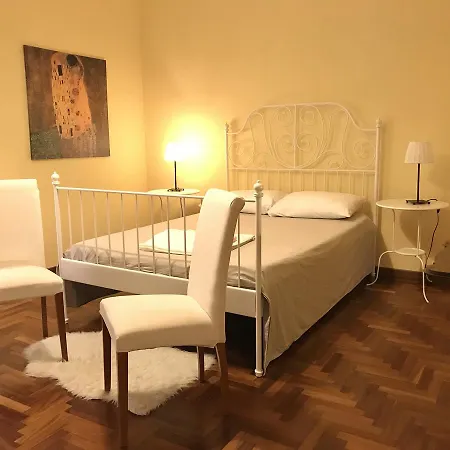 La Soffitta Di Emma Panzió